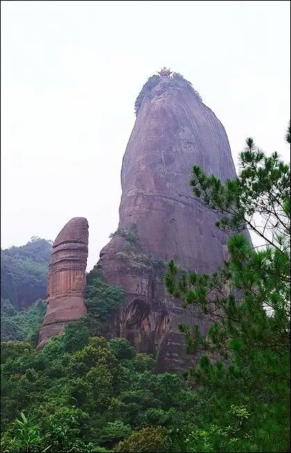 中国百处自然奇观(012)阳元石和阴元石