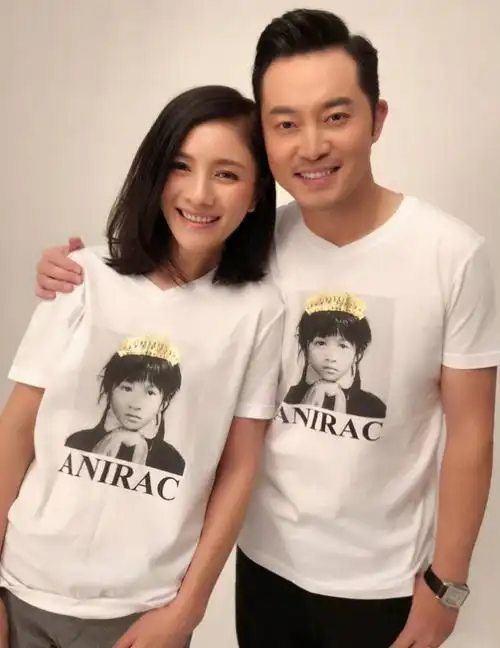 42岁沙溢扮嫩翻车了回应系错扣子过节了想年轻时尚一下