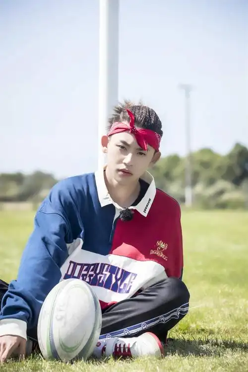 小鬼王琳凯《青春的花路》挚爱大公开 音乐竟是"女朋友"