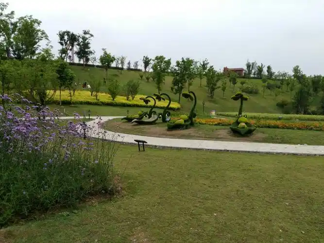 郧阳月亮湖山庄——嘉年华欢乐谷