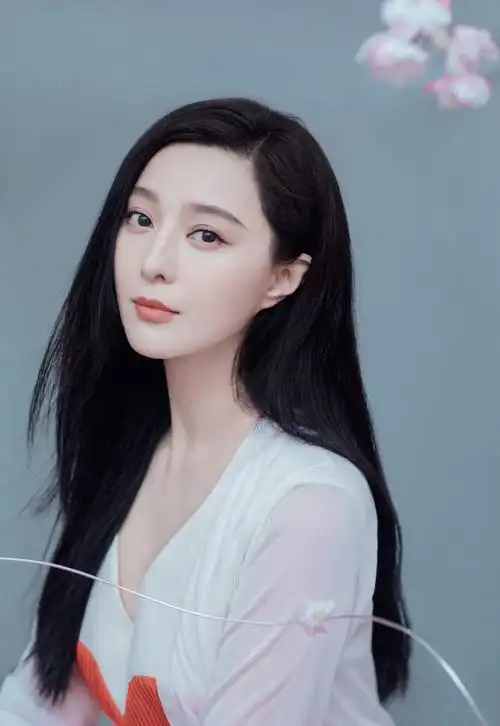 范冰冰近照曝光气质温婉