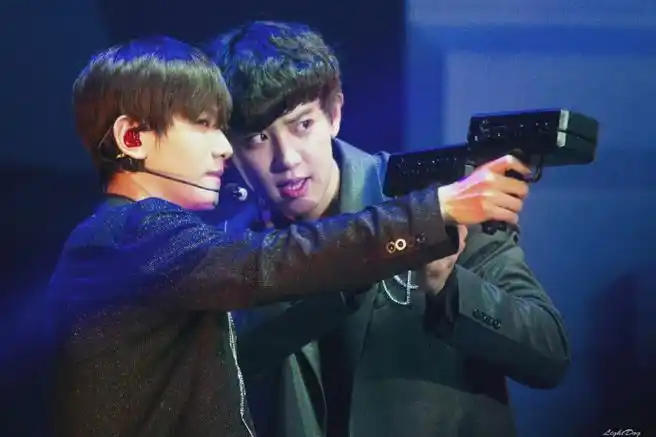 灿白超话04#地月回忆录#缴械投降名场面937891180810/0811 四