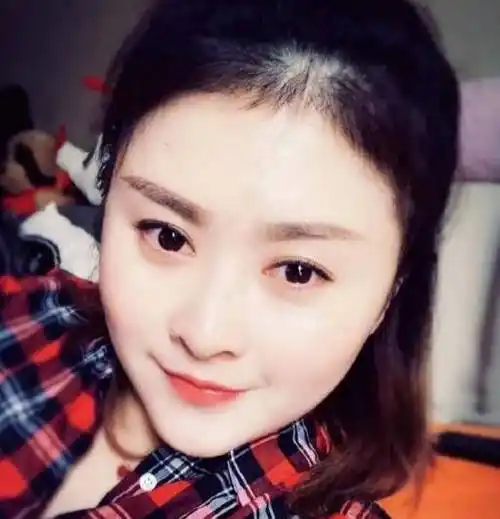 沈腾老婆王琦年轻时撞脸关之琳!