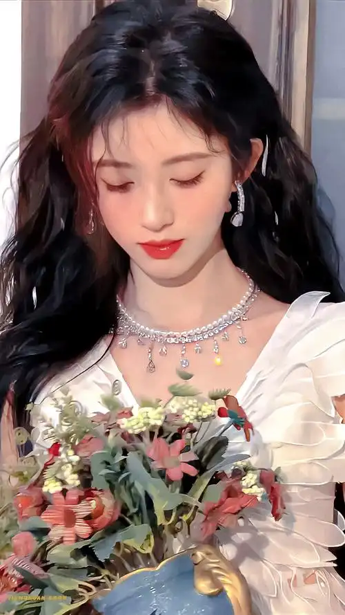 爱豆头像鞠婧祎仙气女头赞评论2更多所有评论你也来说些什么吧