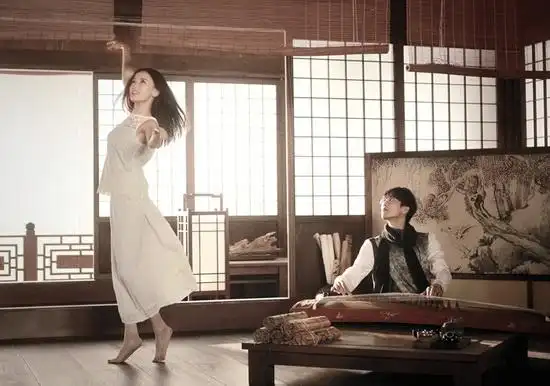 许嵩黄龄惊鸿一面撞火花亲手混音被批严谨