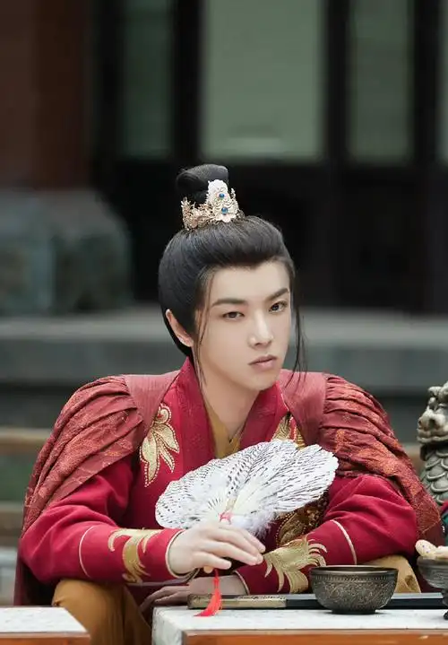 华晨宇萌探探探案剧照