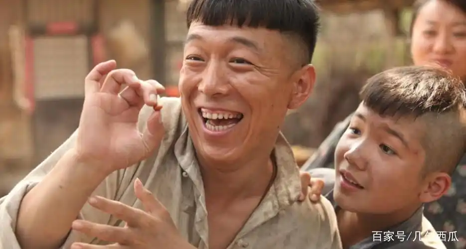 然后再就是黄渤主演的《民兵葛二蛋》,从一个小人物的角度描述了抗战