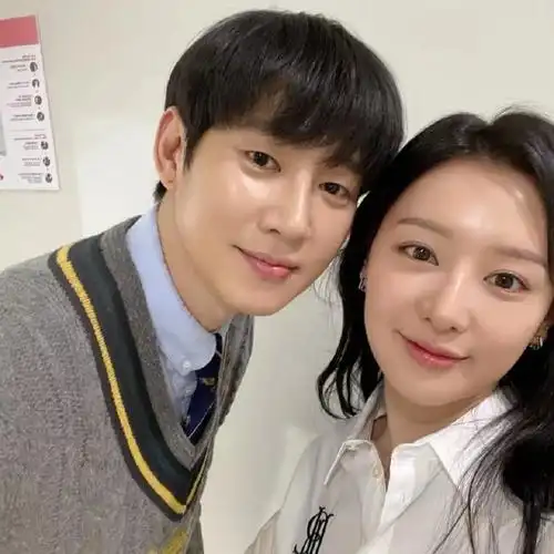 【消息】智媛主演 眼泪女王>相关9499    朴成勋采访提及智媛部分