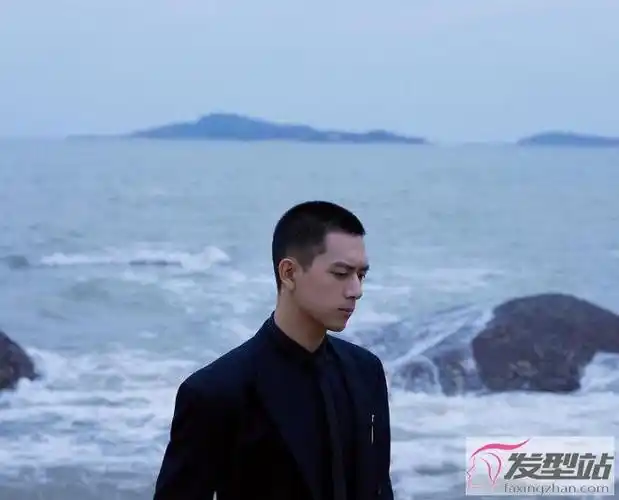 男生最潮寸头短发发型高颜值寸头男神个个都帅爆了