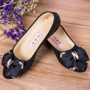 老北京布鞋女平跟一脚蹬浅口图片