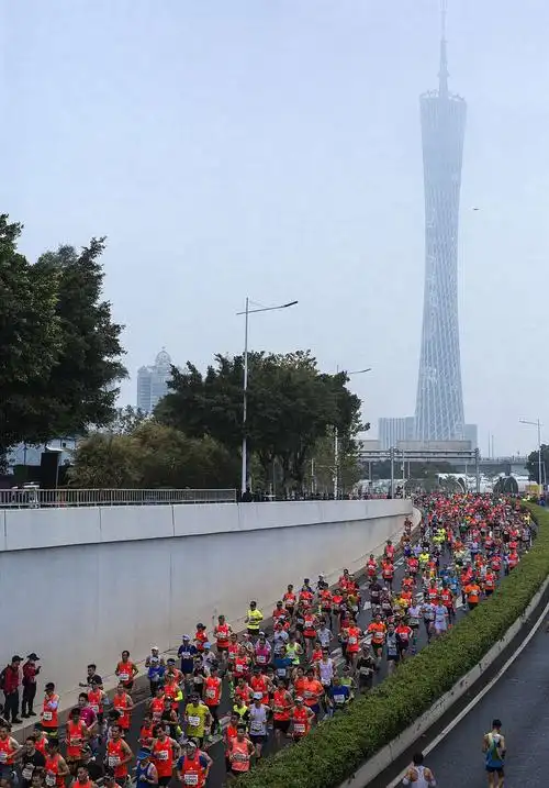 其它 2020"广马"风采 写美篇        2020广州马拉松大赛,今天上午7点