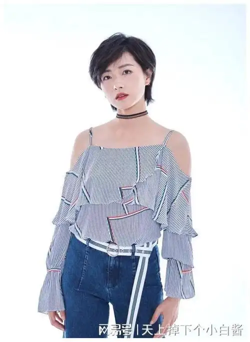 妩媚的万茜,眼睛媚光闪耀,谁能阻挡|梅婷|孙俪|江疏影|刘诗诗|刘亦菲