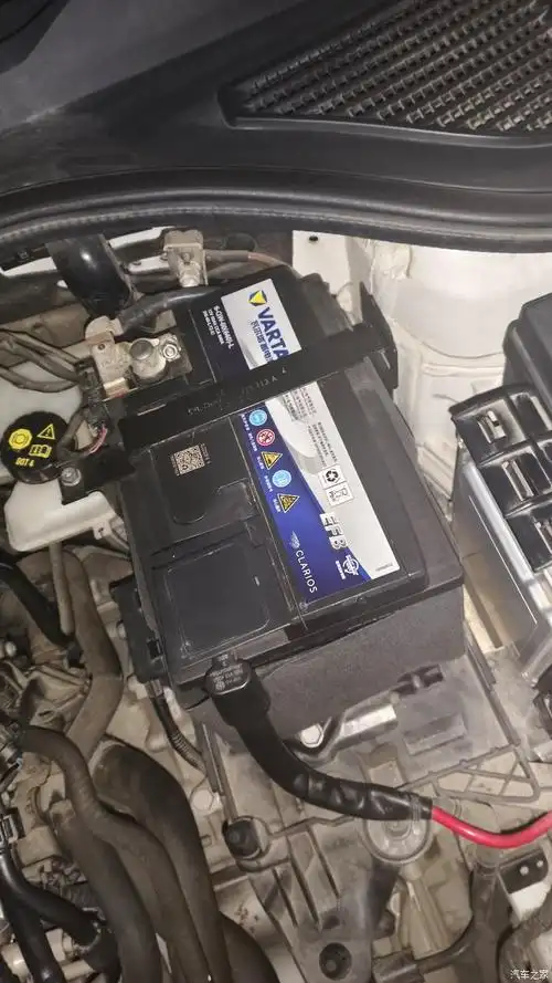 19年的朗逸原车的电瓶确实很耐用快5年了今天电瓶坏了差点把