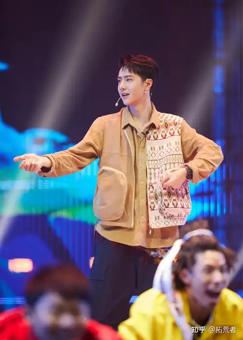 王一博街舞4造型好看吗? - 知乎