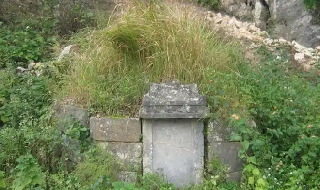 再后来燕志云便是去往了外地,当地人根本没有人知道她的下落,但在当地