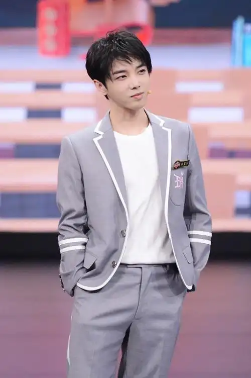 华晨宇王牌对王牌综艺剧照