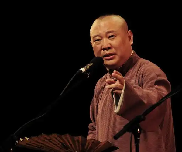 【近看郭德纲】(原创组照,持续更新中)北展2010-8-14悠然自德,谦手十