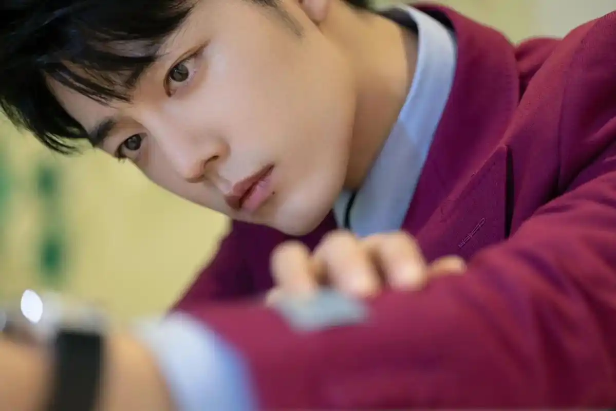 肖战微博之夜 好久不见眯眼笑 - 抖音