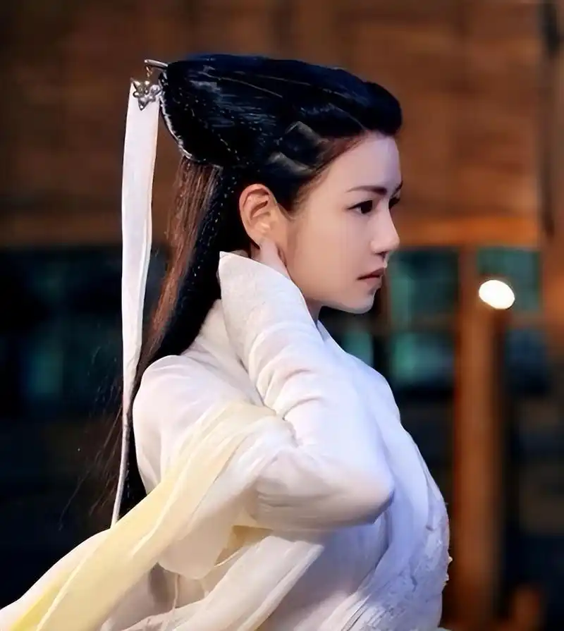 从那些年女孩到陈晓老婆,时隔7年,陈妍希能否凭新作人气大增?