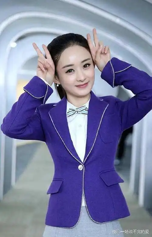 赵丽颖和冯绍峰离婚11个月了人生状况有何不同?