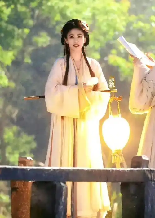 陈哲远,白鹿,成毅,杨紫,檀健次,黄明昊,张晚意,杨紫,邓为