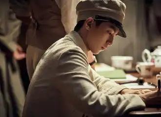 [新闻]210703 工作室分享王俊凯《1921》九宫格剧照 意气风发的少年把