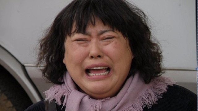 她因揭露导演恶行,遭多名导演攻击被迫退出娱乐圈,如今成这样