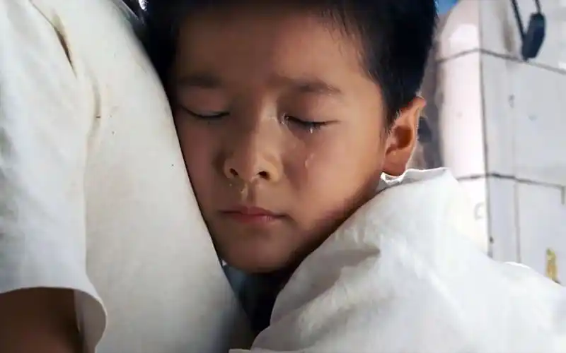 长江七号:看到这我忍不住的留下了眼泪