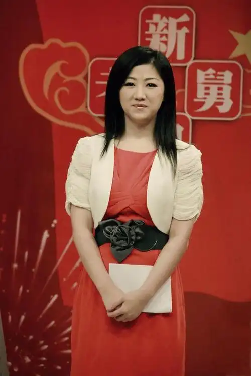 新老娘舅节目遭重创房海燕被开除后是否该请回柏万青