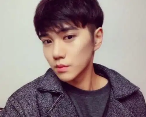 19岁帅气男孩照片 - 搜狗图片搜索