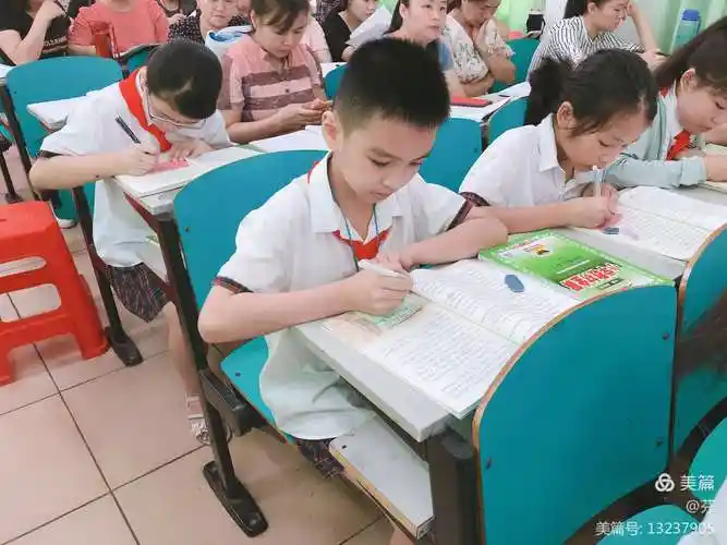 新学期,聚焦课堂,各展风采——记文昌市第三小学语文组第三周交流课