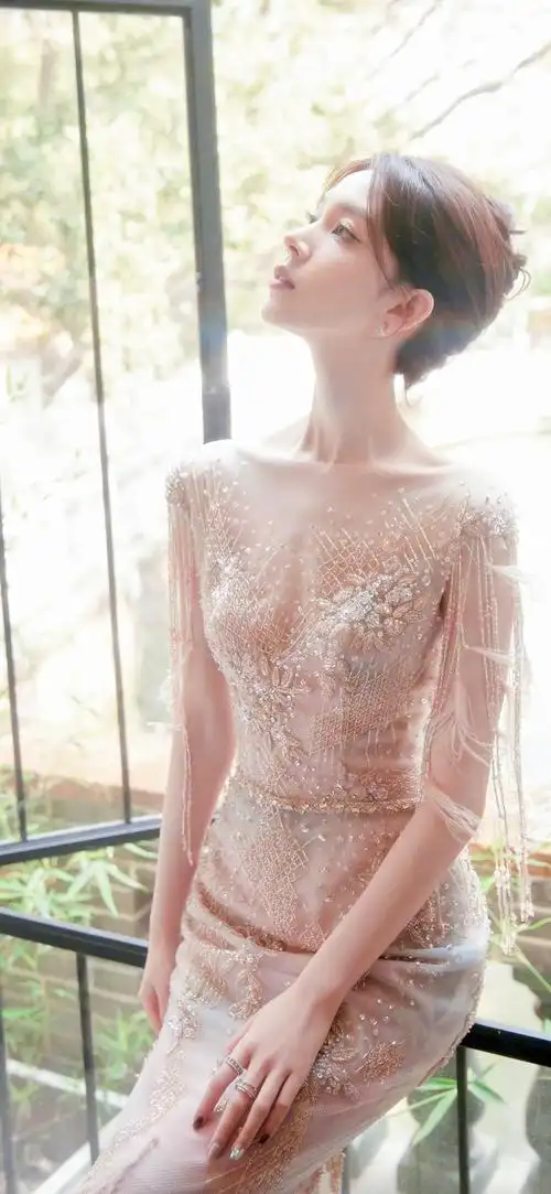 陈瑶,老街旧巷,最美风情写真壁纸图集……_高清图集_新浪网