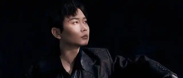 德云社老爷们喝太多,做那些愚蠢的事,孟鹤堂和电视争论