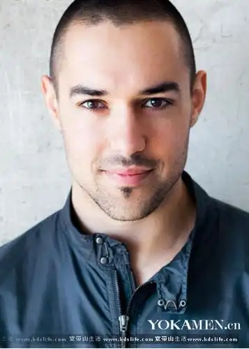 拯救大腮帮 6款发型完美修饰四方脸