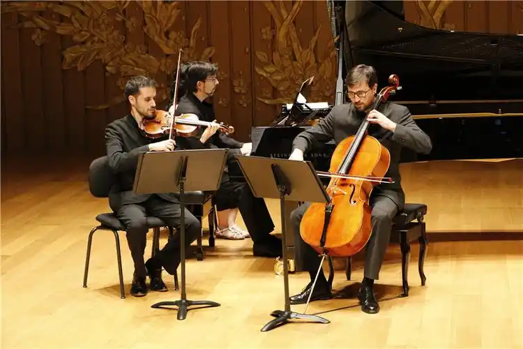 【精彩回顾】向贝多芬致敬 -西班牙佩德雷拉钢琴三重奏纪念贝多芬逝世