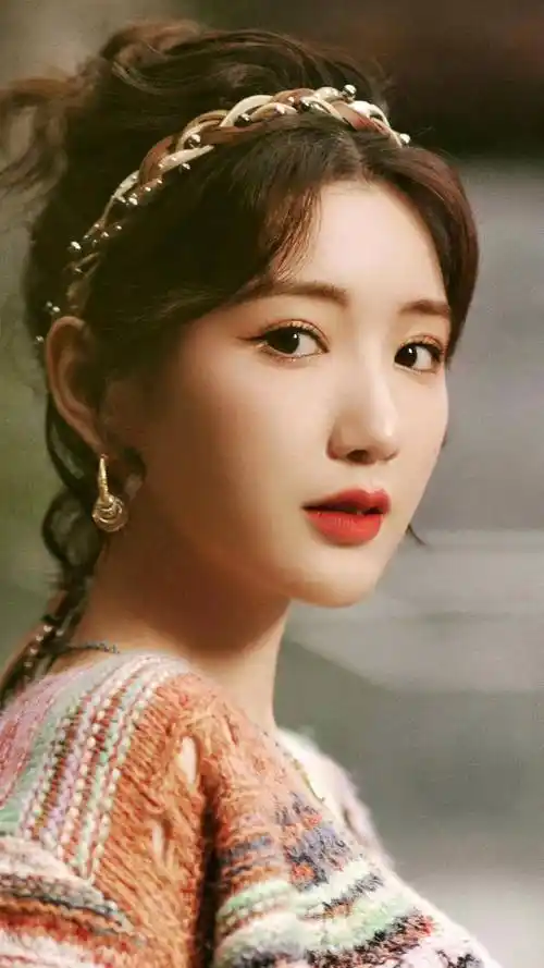 毛晓彤 2023年05月07日 精美图集 睿智_生活_好奇心_独立