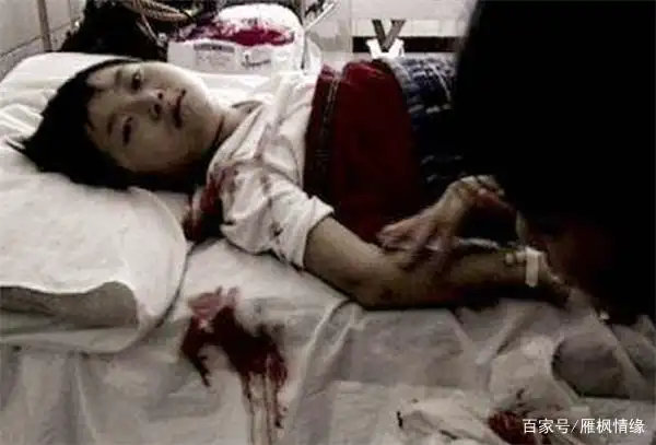 青海妈妈燕志云:虐死6岁女儿被判7年,出狱后挖其骨灰踩踏泄愤