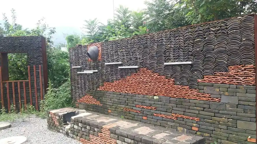 百花峪里百泉秀