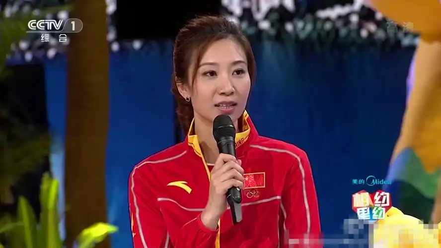 匀称而又美感如今38岁的李颖,晒出自己训练的照片曾经作为八一女排的