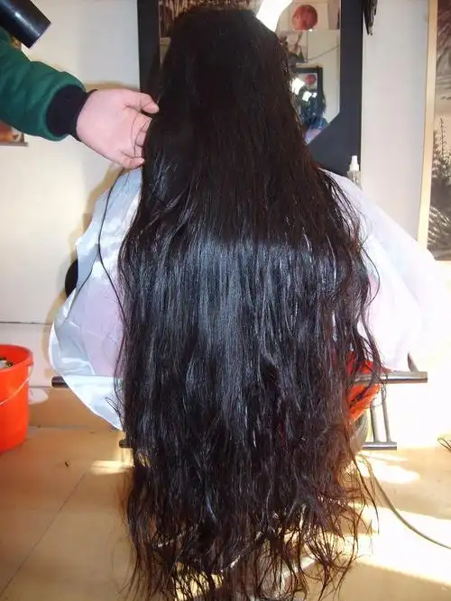 一刀剪下19岁mm的95厘米极品长发北京face028