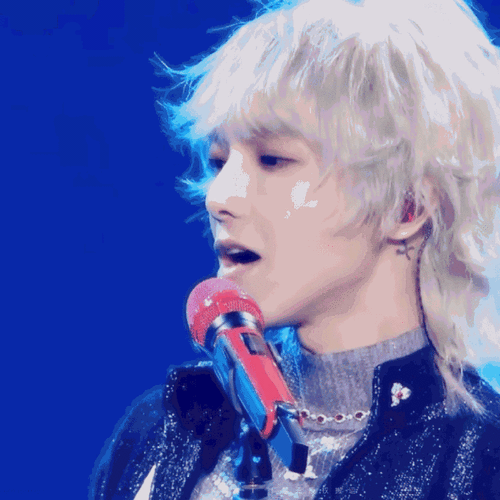 华晨宇美貌大赏##华晨宇白色狼尾造型