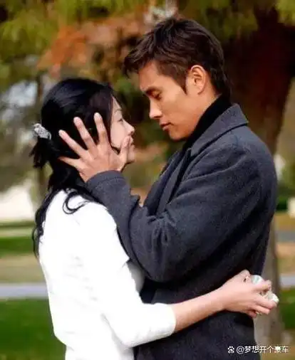 国民女神宋慧乔:被财阀控制的负面新闻缠身,其实韩国不止她一人