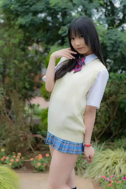 c84莲妹无下限诱惑写真该死的创口贴谁去扯掉