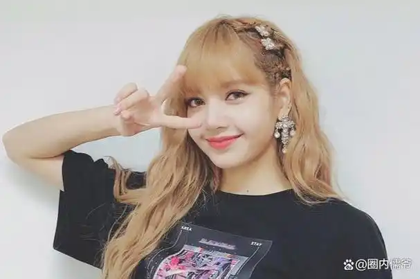 钓到金龟婿lisa新男友疑是lv总裁公子难怪不和yg娱乐续约