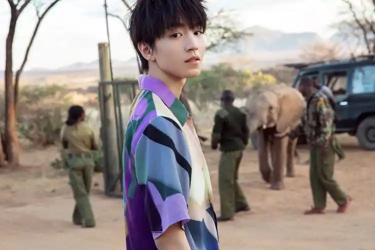 王俊凯肯尼亚写真图集温暖的少年啊你是这个世界上最美好的存在67