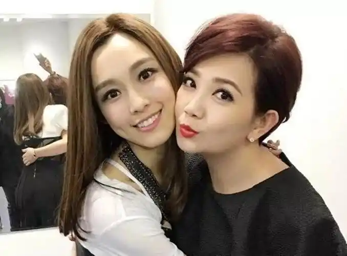 多年闺蜜彻底闹掰?梁静茹取关范玮琪,疑避嫌连线不同框