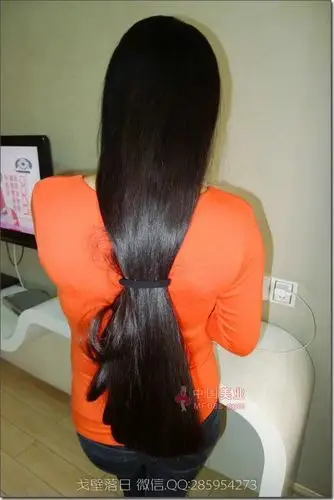 头发当被的长发美女戈壁落日2号发模22