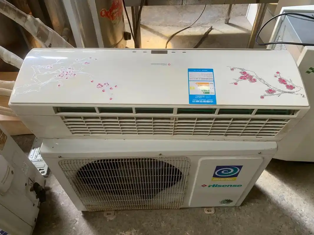 5匹2p空调,金正12l热水器,海尔洗衣机冰箱,实木1.5米床,软包1.