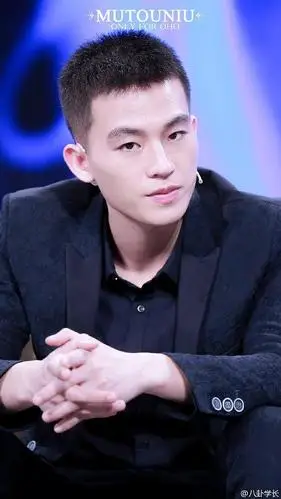 当红小生的板寸发型大盘点 谁更帅?