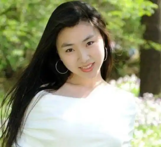 51岁尹相杰官宣婚讯!